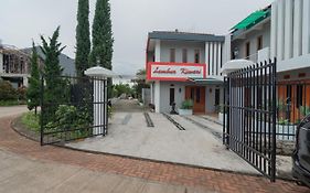 Lembur Kiwari Setra Duta Mitra Reddoorz